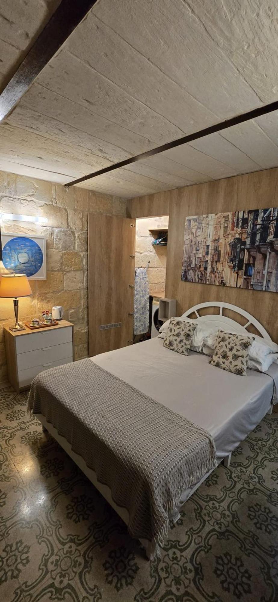 Servants' Quarters Studio Apartment 瓦莱塔 外观 照片